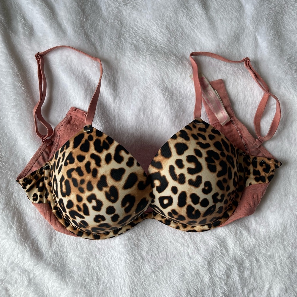 PINK Super Push-Up Bra
